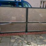 Křídlová brána s tahokovem, pákové pohony Somfy Axovia