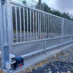 Velká samonosná průmyslová brána s pohonem BFT Atos 1500